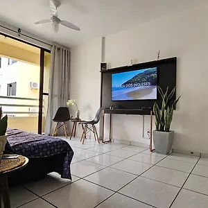 precioso-apartamento-a-50-metros-de-la-playa.santa-catarina-brasil.com/